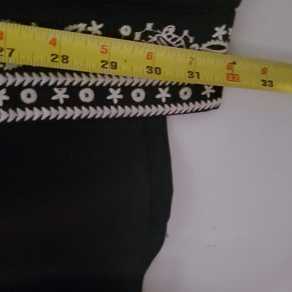 Chico's Black White Embroidered Overcoat Cardigan Size Small 0 BoHo Duster - Picture 8 of 8